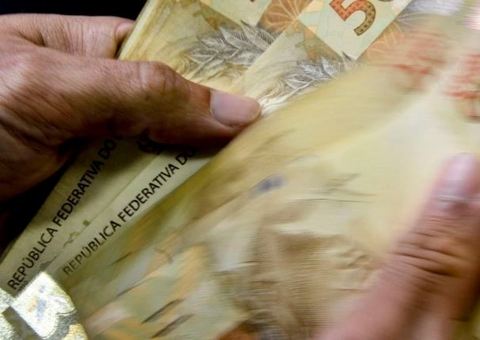 Lei obriga empresas a publicarem online salários de homens e mulheres