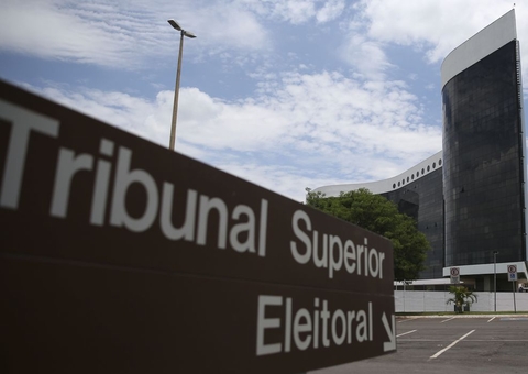 TSE proíbe porte de arma nos locais de votação durante eleições