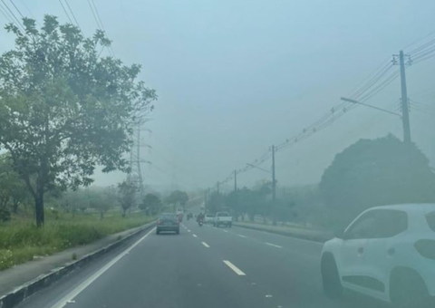 Névoa toma conta de Manaus e afeta voos e trânsito 