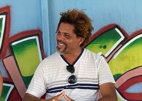 Partidos tentam convencer morador de rua espancado a virar candidato a deputado 