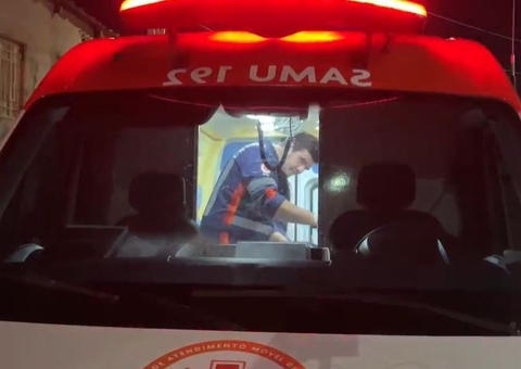 Homem leva surra após passar por 'tribunal do crime' em Manaus