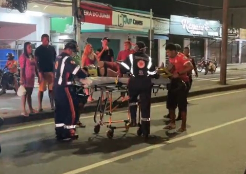 Atropelamento deixa três pessoas feridas em avenida de Manaus