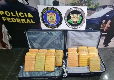 PF desmascara "mulas do tráfico" com malas recheadas de maconha no Eduardo Gomes