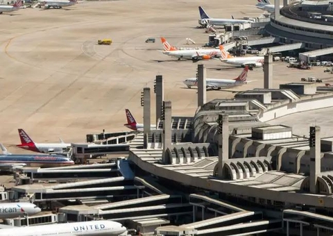 Juiz explica regras para viagens de menores durante as férias