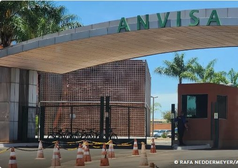 Anvisa prorroga proibição do uso de produtos à base de fenol