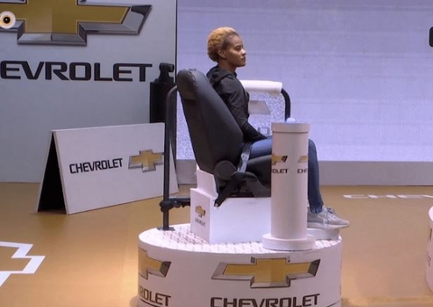 Aline mostra força em Prova da finalista: 'Só saio quando Tadeu voltar'