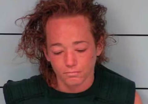 Mulher é presa após polícia encontrar corpo esquartejado e cozido em panela