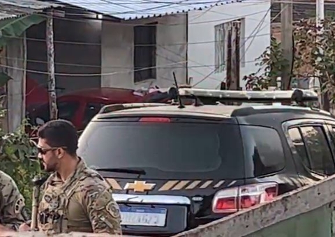 PF deflagra operação na comunidade Cidade das Luzes em Manaus