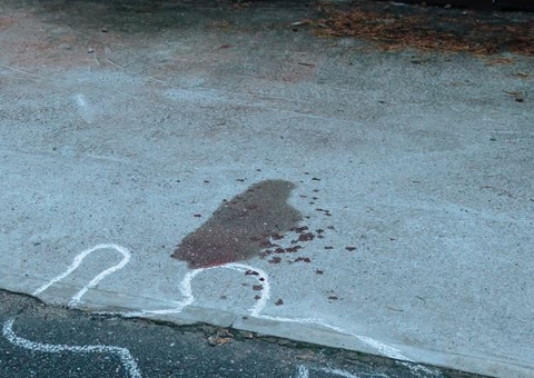 Briga de bar termina com homem esfaqueado em porto de Manaus