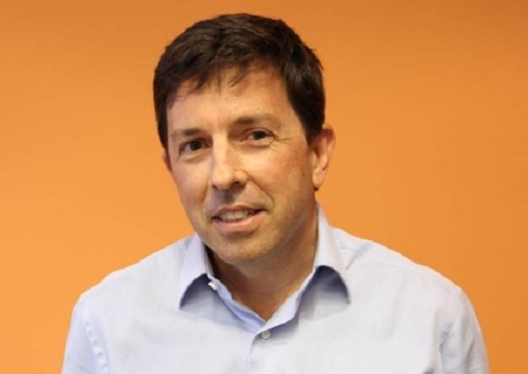 Após declarar apoio a Lula, partido Novo suspende João Amoêdo