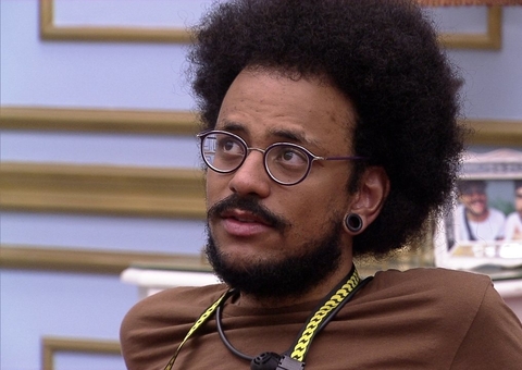 João Luiz muda tema escolhido para festa e relata pressão da produção do BBB 21