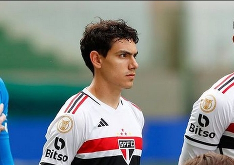 CBF insiste por jovem lateral do São Paulo contra assédio de Portugal