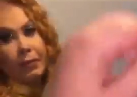 Vídeo: Fã chora ao ser ‘destratado’ por Joelma após ganhar sorteio