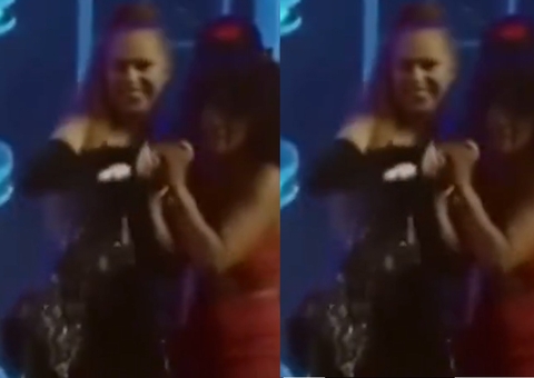 No Amazonas, Joelma retira microfone à força das mãos de fã após crítica; vídeo