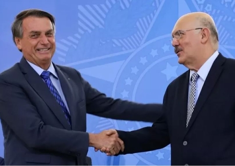 Após colocar 'cara no fogo' por Milton Ribeiro, Bolsonaro muda discurso ao saber de prisão: "Vai pagar"