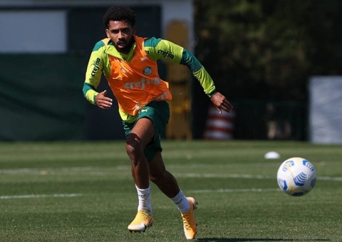 Matheus Fernandes é o oitavo jogador a testar positivo para covid no Palmeiras