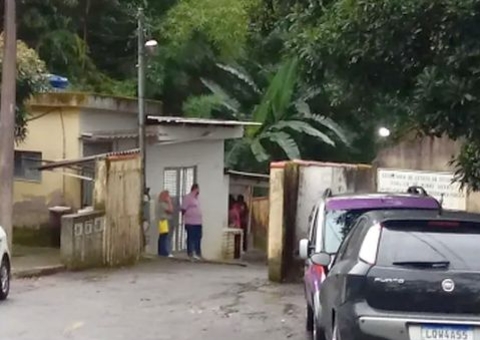 Jogadores mortos em acidente de ônibus começam a ser enterrados
