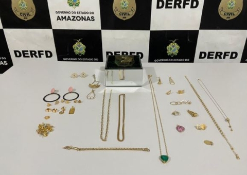 Trio é preso suspeito de roubar R$ 100 mil em joias de idosa em Manaus