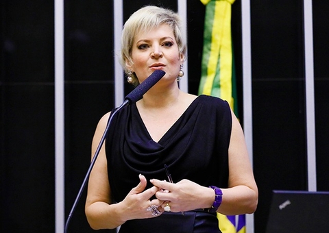 Deputada Joice Hasselmann deixa PSL e diz que partido se prostituiu 