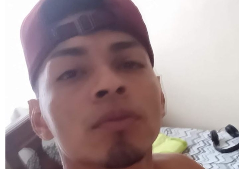 Mãe pede ajuda para encontrar filho desaparecido há 20 dias em Manaus