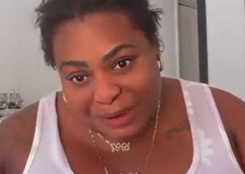 Jojo Todynho revela que vai tentar adotar criança que conheceu na Angola: 'vai ser meu filho'