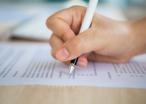 Operação da PF desmonta esquema de fraudes em concursos públicos