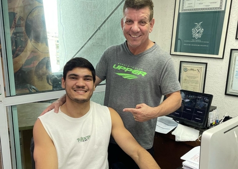 Amazonense de 22 anos, 'Canela' assina contrato com UFC