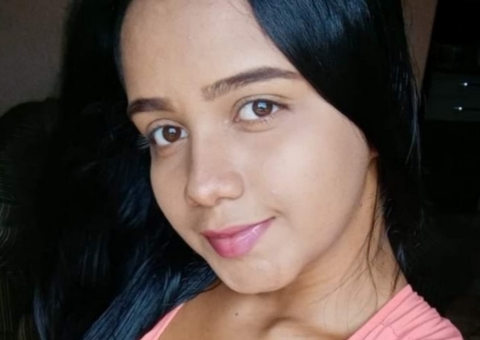 Jovem é morta a facadas em bar enquanto comemorava o aniversário 