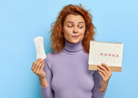 Síndrome do ovário policístico é principal causa da menstruação irregular