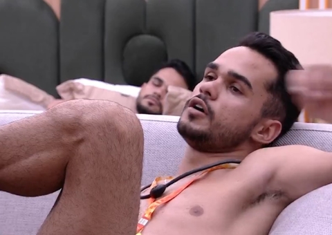 João Pedro revela motivo de não indicar Camilla ao invés de Vitória: 'não vi'