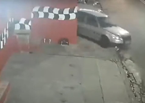 Carro de mulher desaparecida em Manaus é encontrado em ramal 