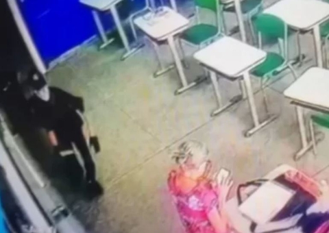 Vídeo flagra momento em que professoras são brutalmente esfaqueadas por aluno 