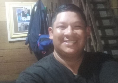 Peixeiro baleado na cabeça no Cacau Pirêra morre em hospital em Manaus