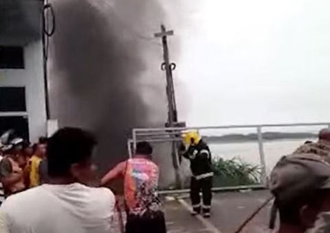 Oficina e casa são destruídas em incêndio no Amazonas 