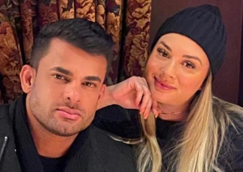 Juju Salimeni reata namoro com empresário menos de um mês após término