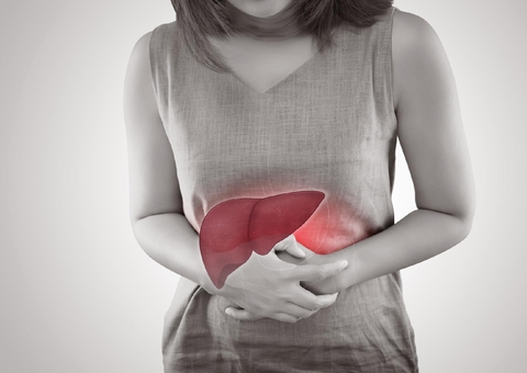 Gastroenterologista explica sintomas das hepatites virais