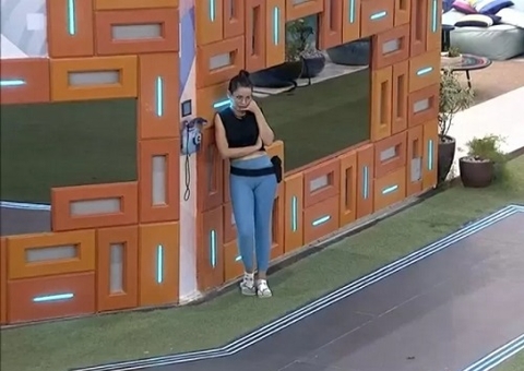 BBB21:Juliette segue intuição e faz plantão no Big Fone após prova do líder