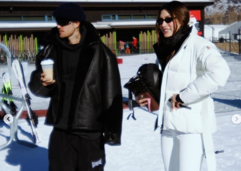 Justin Bieber mostra clique inédito do filho ao abrir álbum de fotos 