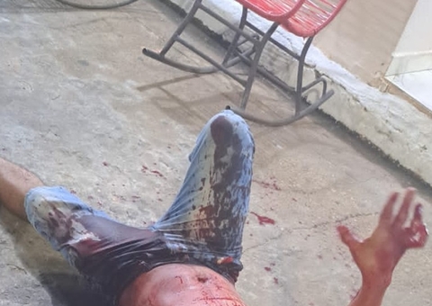 Homem é atacado a pauladas e esfaqueado em centro de eventos em Itacoatiara