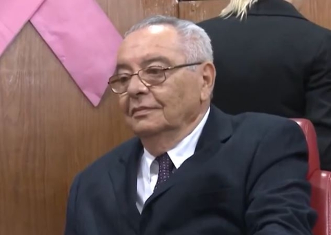 Polícia procura pediatra suspeito de estuprar seis crianças