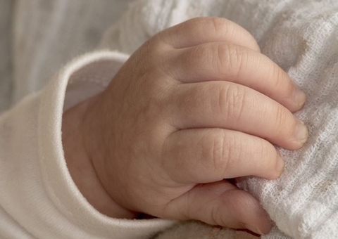 Disseminação da covid no Amazonas faz estados pedirem vacina para bebês 