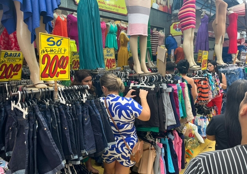 Confira horário de funcionamento do Centro e shoppings no aniversário de Manaus