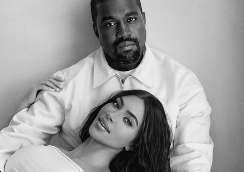 Kanye West publica foto de Kim Kardashian e filhos pedindo família ‘de volta’