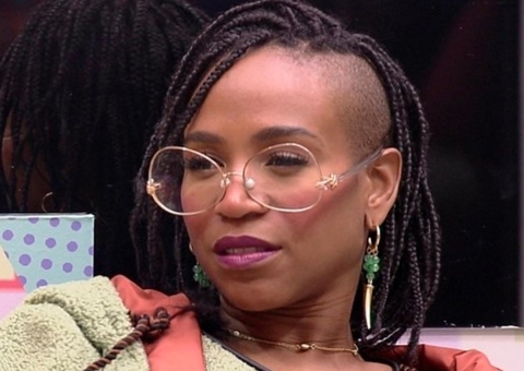 Karol Conká volta às redes sociais após cancelamento no BBB21