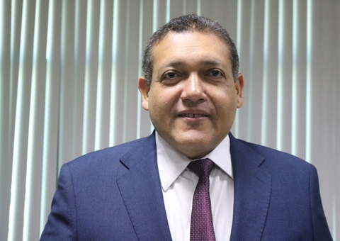 Em plena pandemia, ministro Kassio libera cultos e missas em todo Brasil