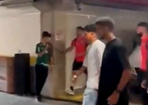 Vídeo de Calleri, do São Paulo, dando tapa no celular de atleta do Palmeira viraliza na web