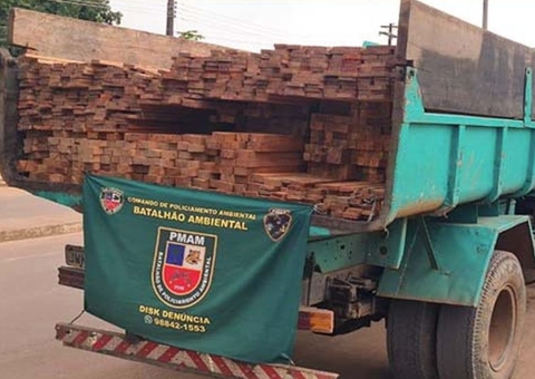 Homem é preso com carga ilegal de madeira avaliada em R$ 8 mil no Amazonas