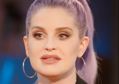 Kelly Osbourne anuncia que está grávida do primeiro filho: 'Estou em êxtase'