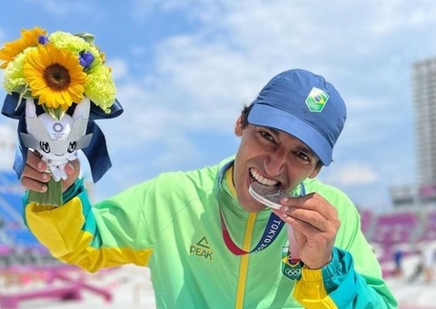 Skatista Kelvin Hoefler é prata em Tóquio, primeira medalha brasileira nas Olimpíadas