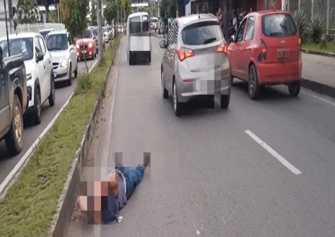 Homem é atropelado ao tentar atravessar avenida em Manaus 